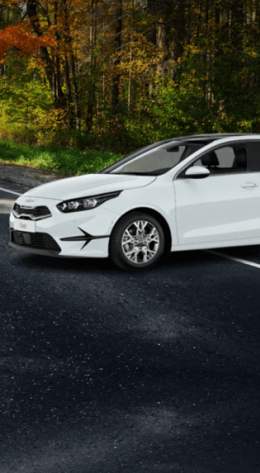 Recorre las carreteras con tu <strong>KIA Ceed al mejor precio</strong>
                                <span class="d-none d-lg-block">¡Entrega rápida y con todo incluido!</span>
                                <span class="from d-block">Desde 330€/mes</br><span class="IVA">(con IVA incluido)</span>