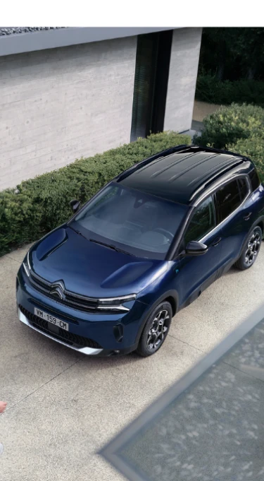 Disfruta de este verano<br/> con tu <strong>Citroën C5 Aircross</strong>
                                <span class="d-none d-lg-block">¡Con un renting todo incluido!</span>
                                <span class="from d-block">Desde 367€/mes</br><span class="IVA">(con IVA incluido)</span>